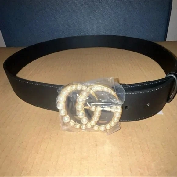 GUCCI Black leather belt with Gold GG & Pearl Buckle - Picture 2 of 7